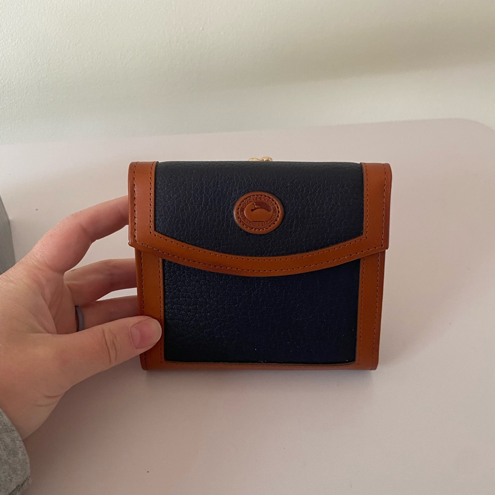 Vintage Dooney & Bourke leather wallet